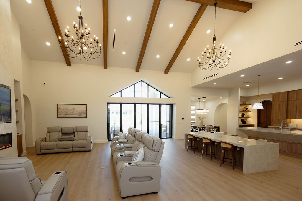 The great room at Cactus Acres Assisted Living